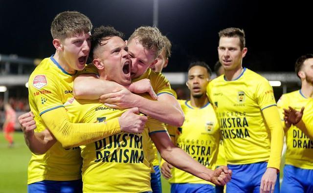 一名前场核 一名前场核