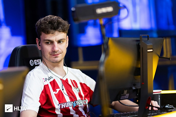 政府都在积 政府都在积